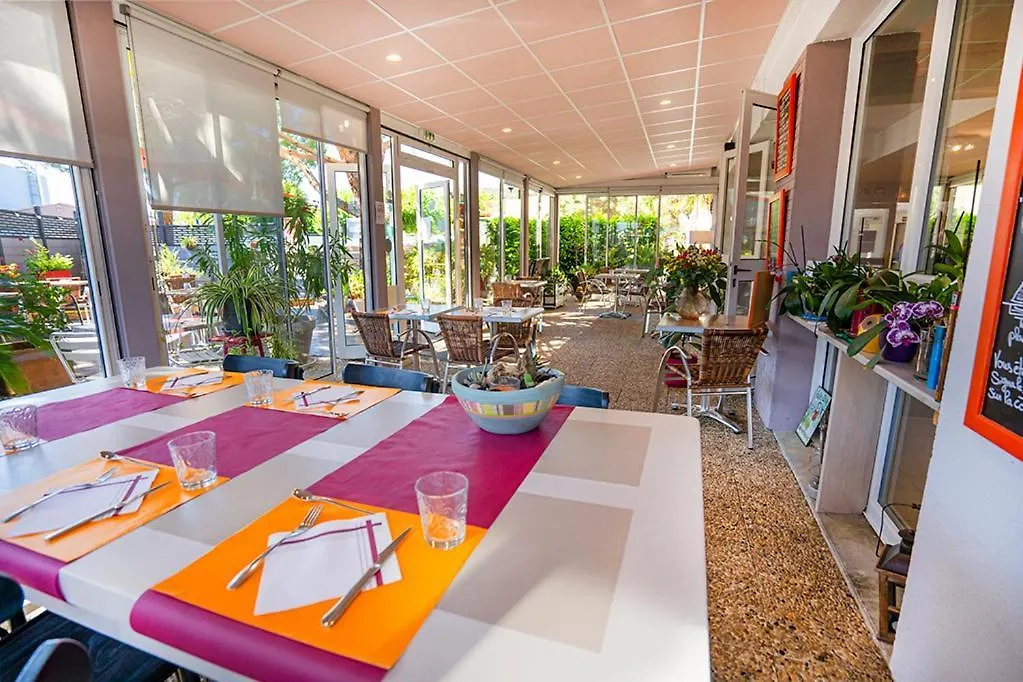 Logis Hotel- Hotel Restaurant Le Rialto Le Sequestre 2*,