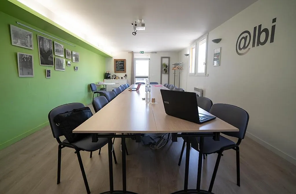**  Logis Hotel- Hotel Restaurant Le Rialto Le Sequestre Frankrig